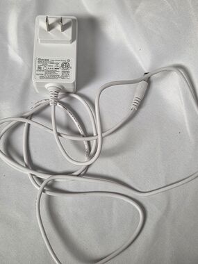 Govee White Class 2 Power Supply Model CW1201500US 12V 1500mA
